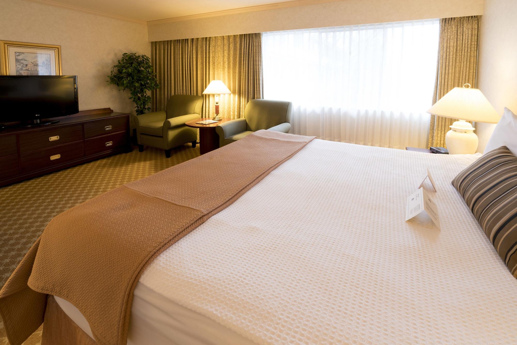 Royal Scot Hotel & Suites Victoria Eksteriør billede