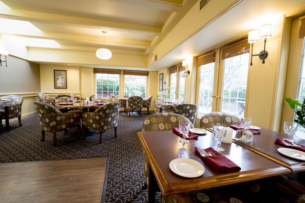 Royal Scot Hotel & Suites Victoria Eksteriør billede