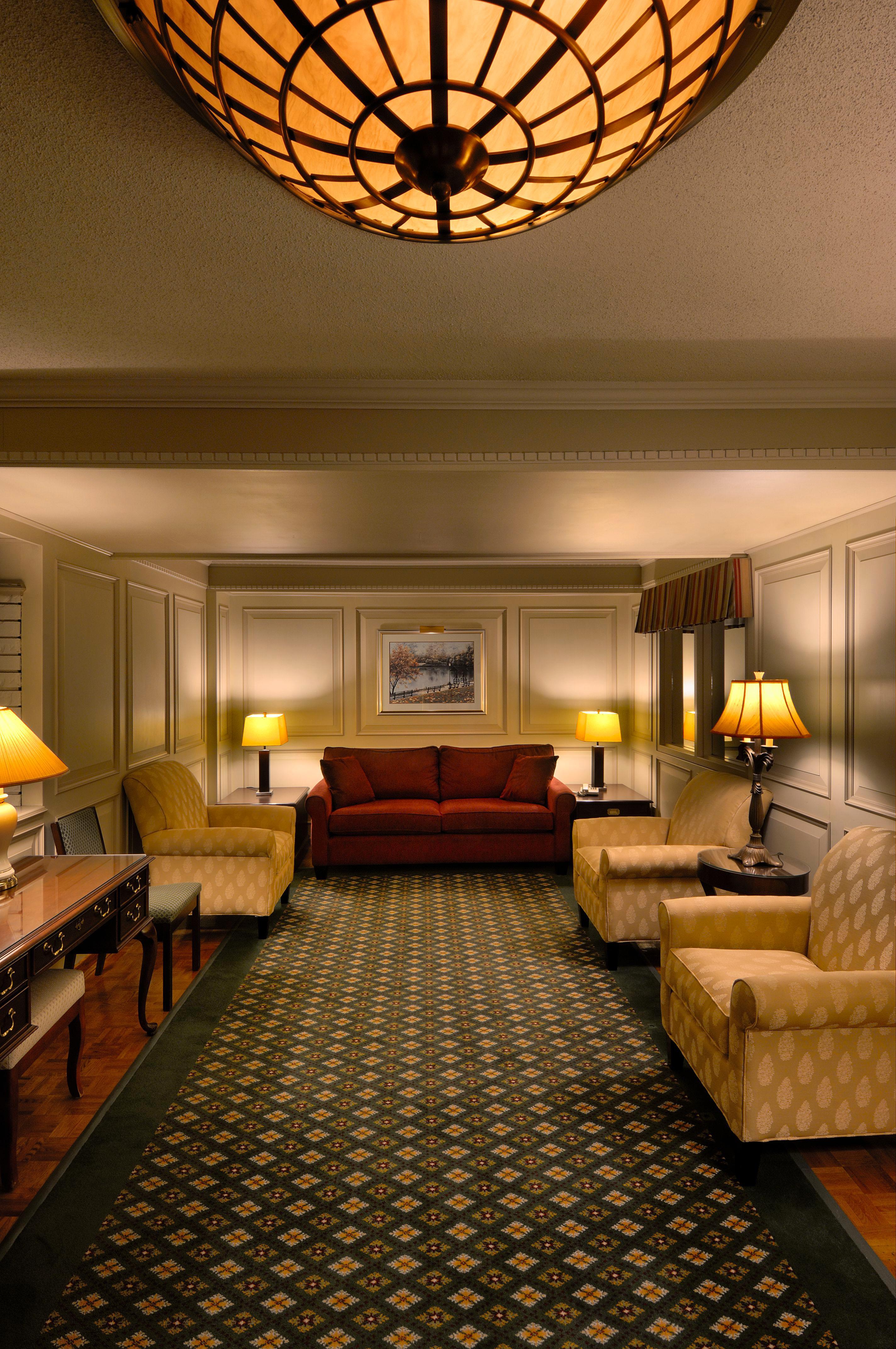 Royal Scot Hotel & Suites Victoria Eksteriør billede